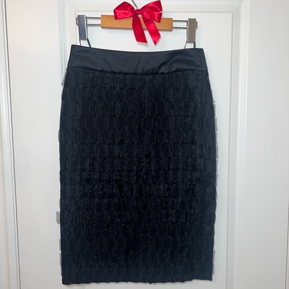 Hugo Boss Black Textured Pencil Skirt